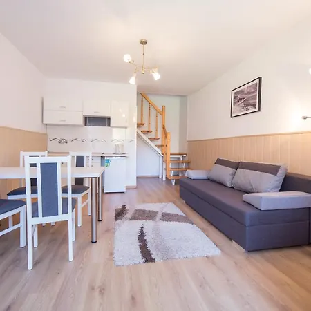 Rewit Z Podgrzewanym Basenem Homestay szállás Rewal