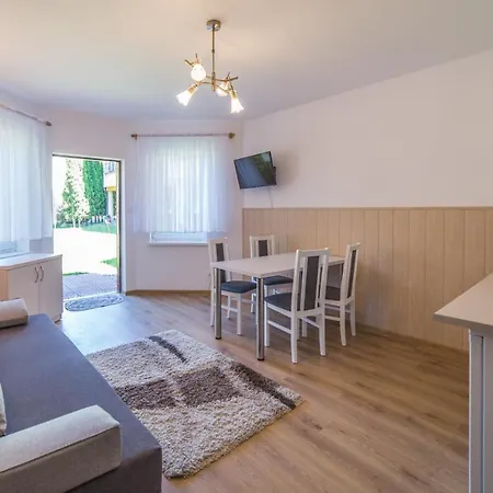 Homestay szállás Rewit Z Podgrzewanym Basenem