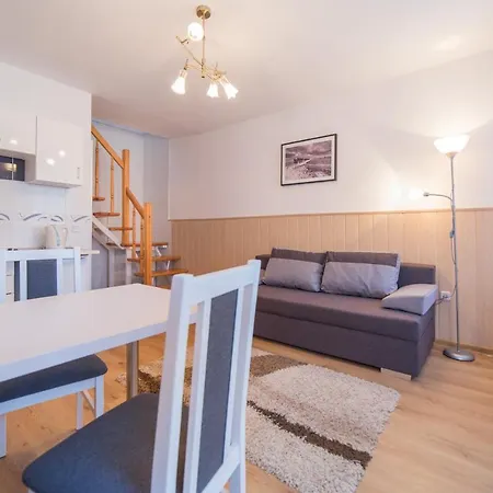 Rewit Z Podgrzewanym Basenem Homestay szállás Rewal