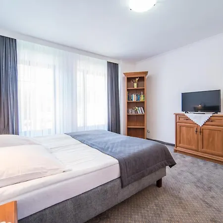 Homestay szállás Rewit Z Podgrzewanym Basenem *