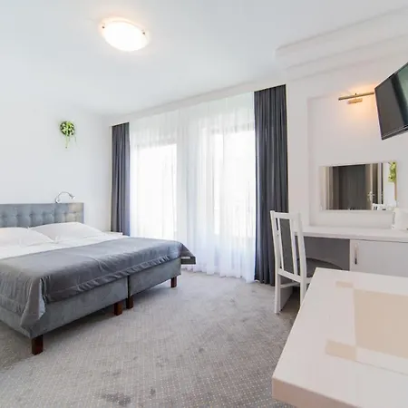 Rewit Z Podgrzewanym Basenem Homestay szállás Rewal