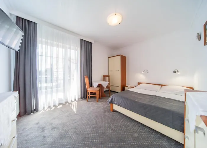 Rewit Z Podgrzewanym Basenem * רבאל