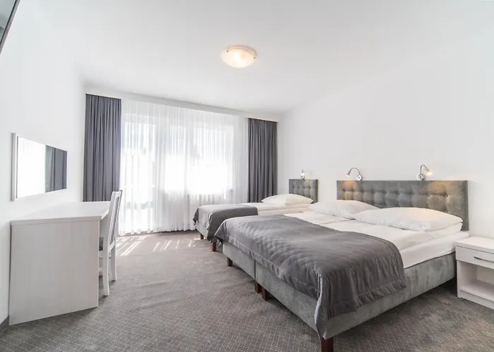 民宿 Rewit Z Podgrzewanym Basenem *