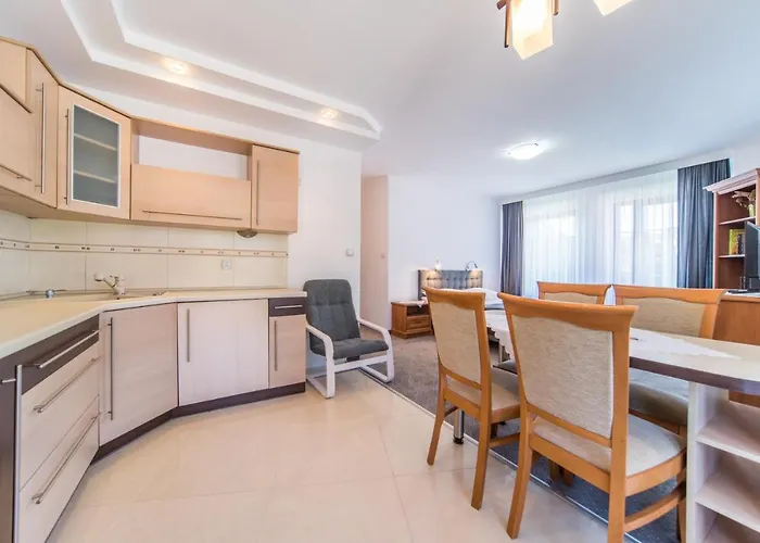 Rewit Z Podgrzewanym Basenem * רבאל