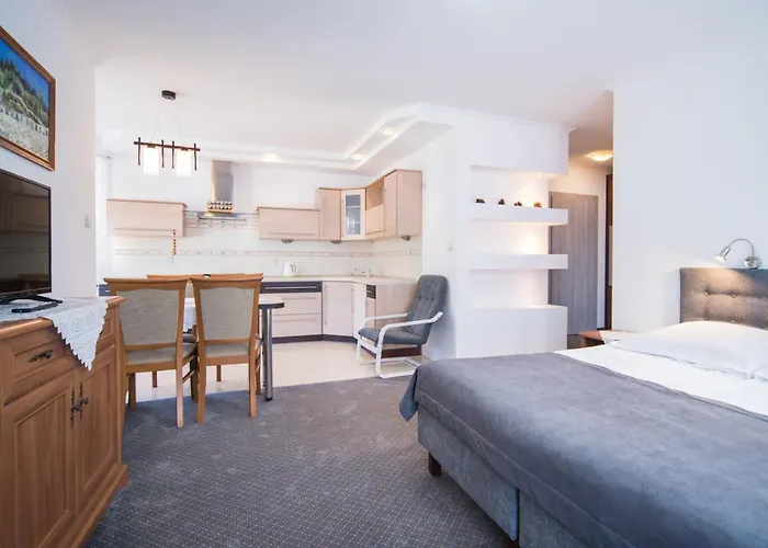 בית אירוח Rewit Z Podgrzewanym Basenem *