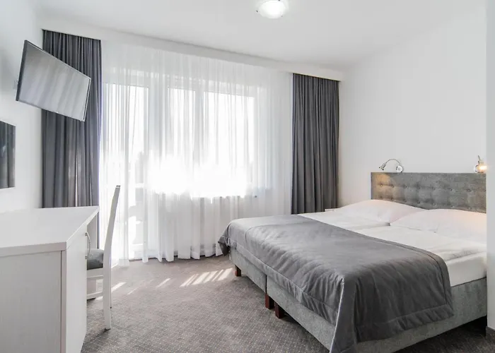 בית אירוח Rewit Z Podgrzewanym Basenem