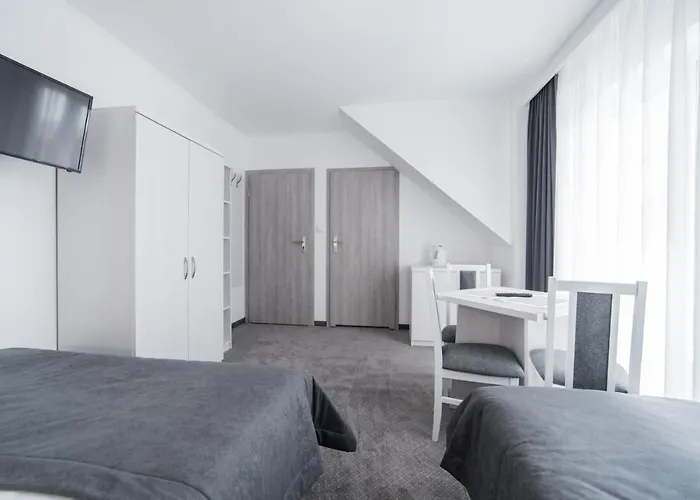 בית אירוח Rewit Z Podgrzewanym Basenem