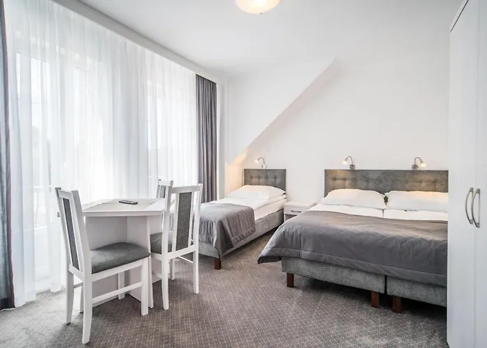 民宿 Rewit Z Podgrzewanym Basenem *