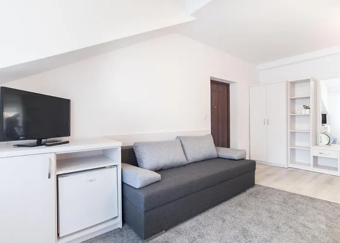 民宿 Rewit Z Podgrzewanym Basenem *